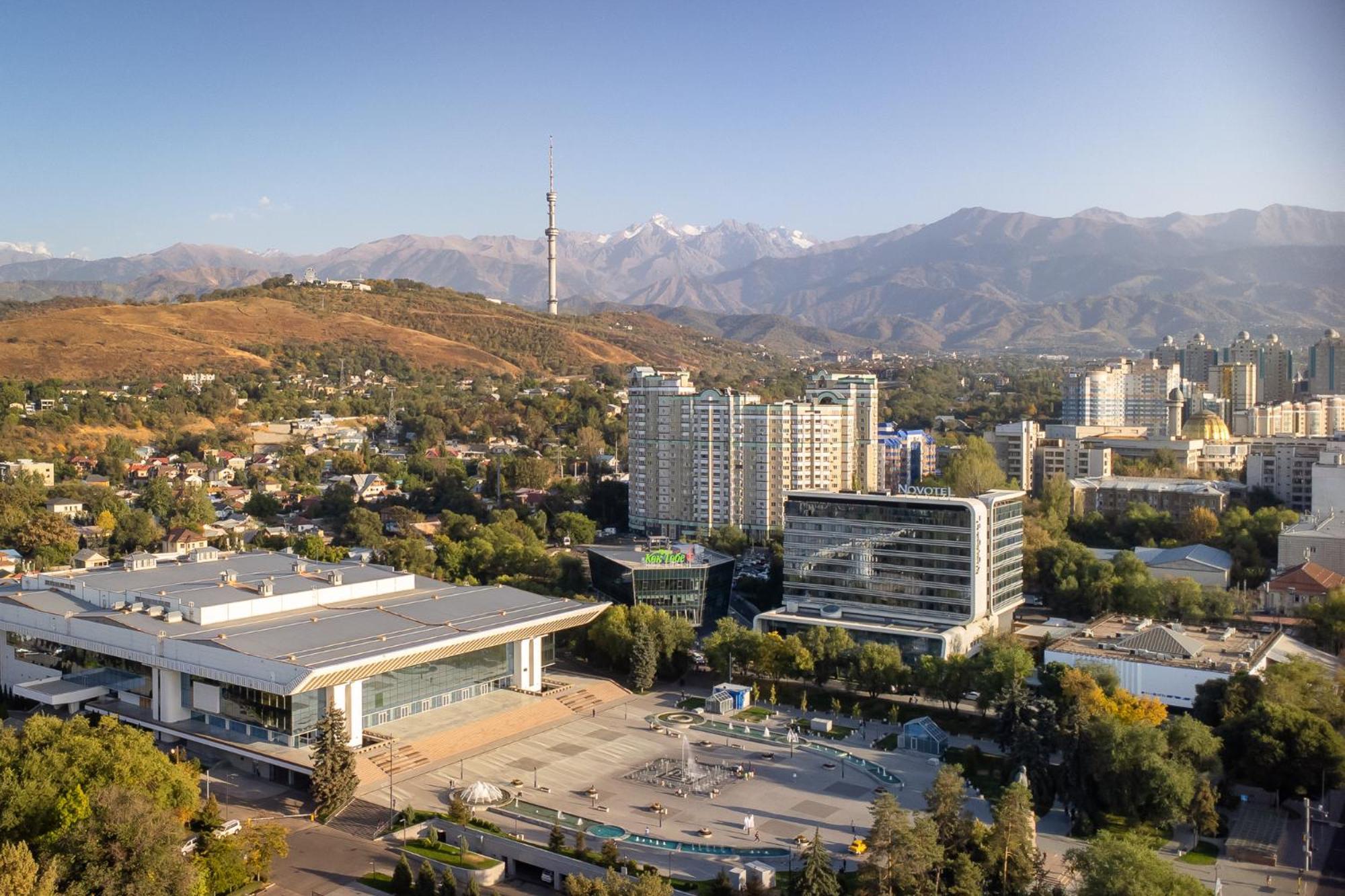 Novotel Almaty City Center Exterior photo